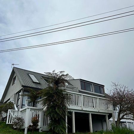 Premium Lake View Home Rotorua Exterior photo